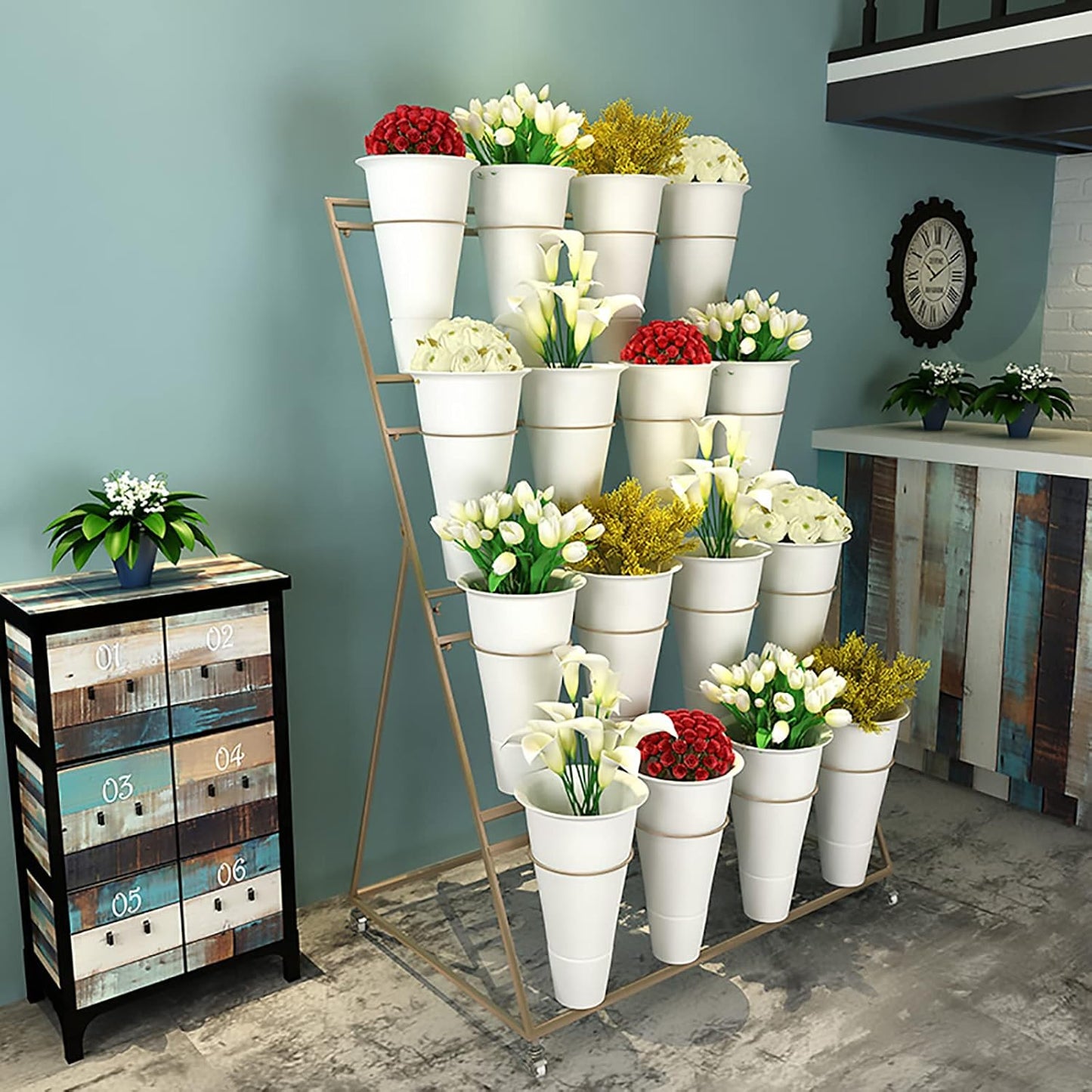 Flower Display Stand, 3 Layers Heavy Duty Moving Plant Cart Shelf With Wheels and Bucket, Wrought Iron Florist Shelf, for Patio Garden, Living Room, Outdoor Flower Pop-Up Events (Golden Iron Frame)